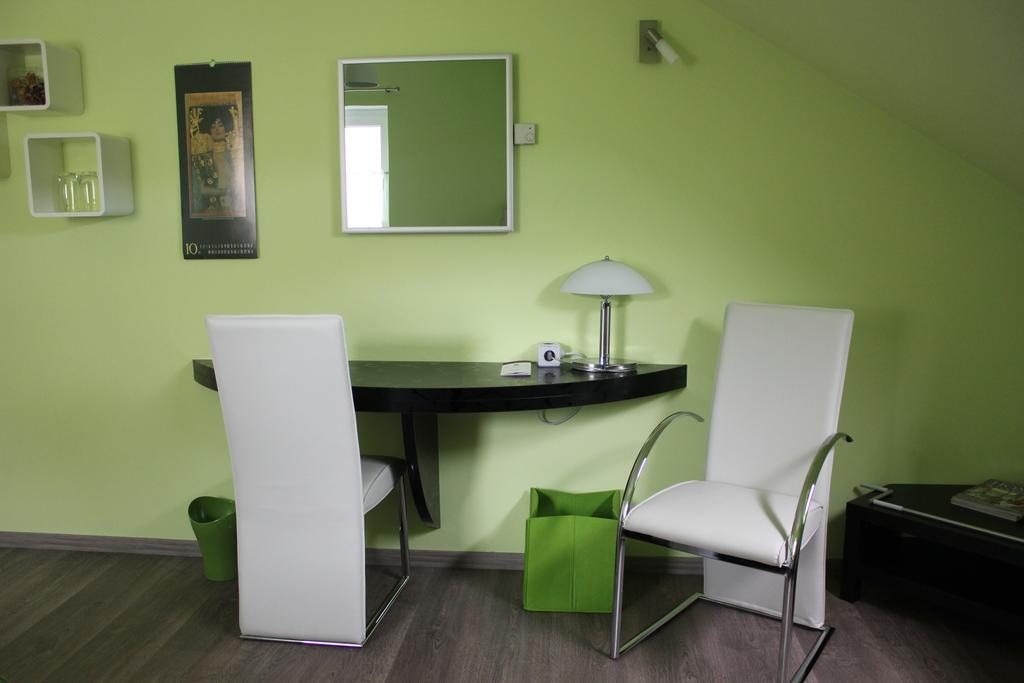 Hotel Haus Kallenberg Herbrechtingen Δωμάτιο φωτογραφία