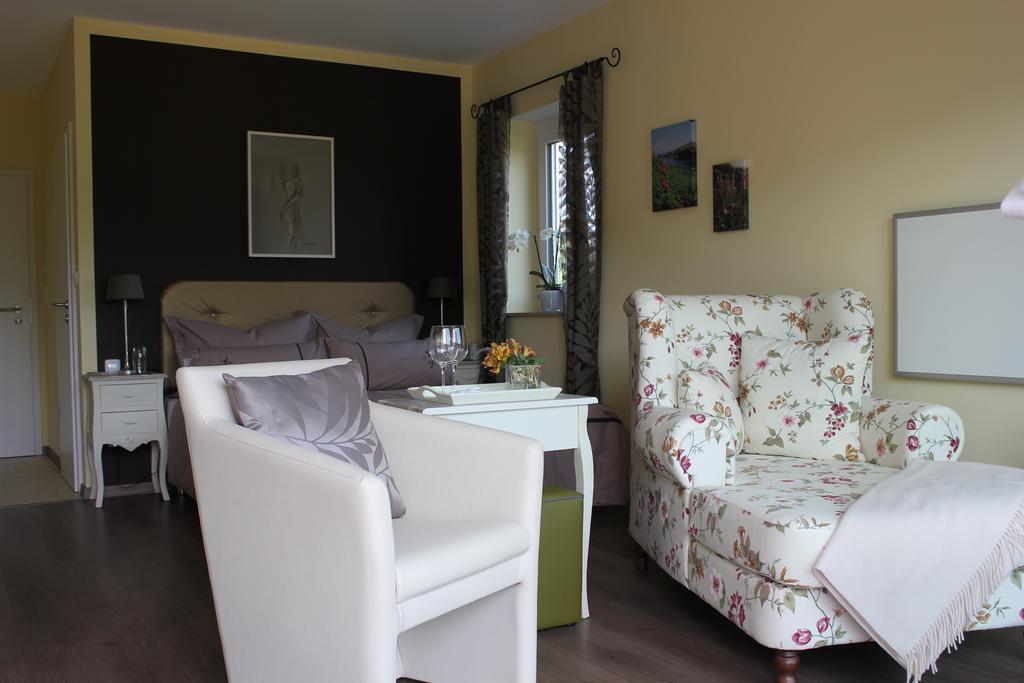 Hotel Haus Kallenberg Herbrechtingen Δωμάτιο φωτογραφία