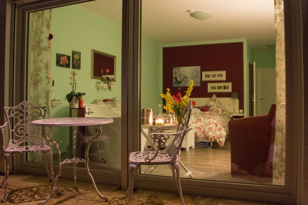 Hotel Haus Kallenberg Herbrechtingen Εξωτερικό φωτογραφία